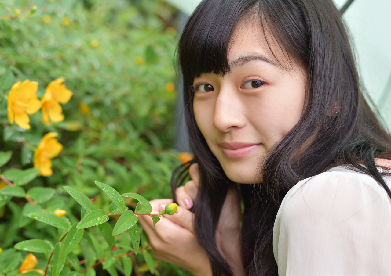 日本清纯少女铃木茜音高清摄影图片 