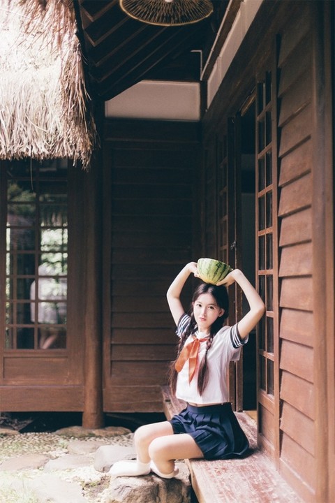 女仆制服美女私房诱惑写真 