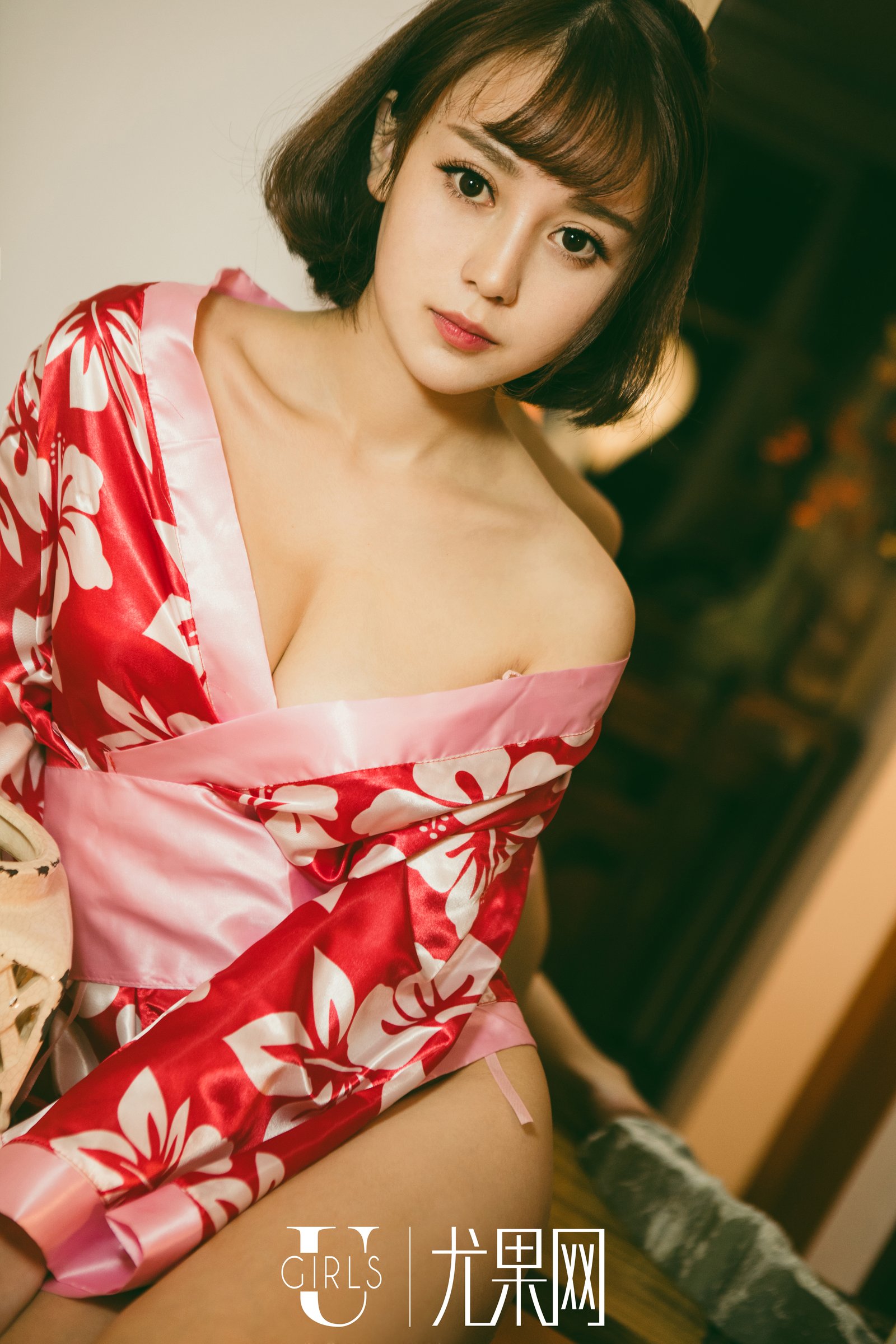 90后小美女小米KittyCOS性感摄影集锦 