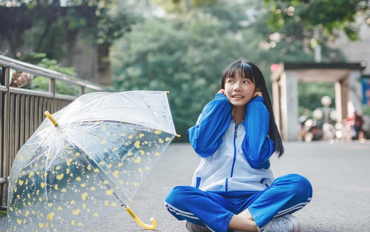 性感透视装美女私房撩人写真 