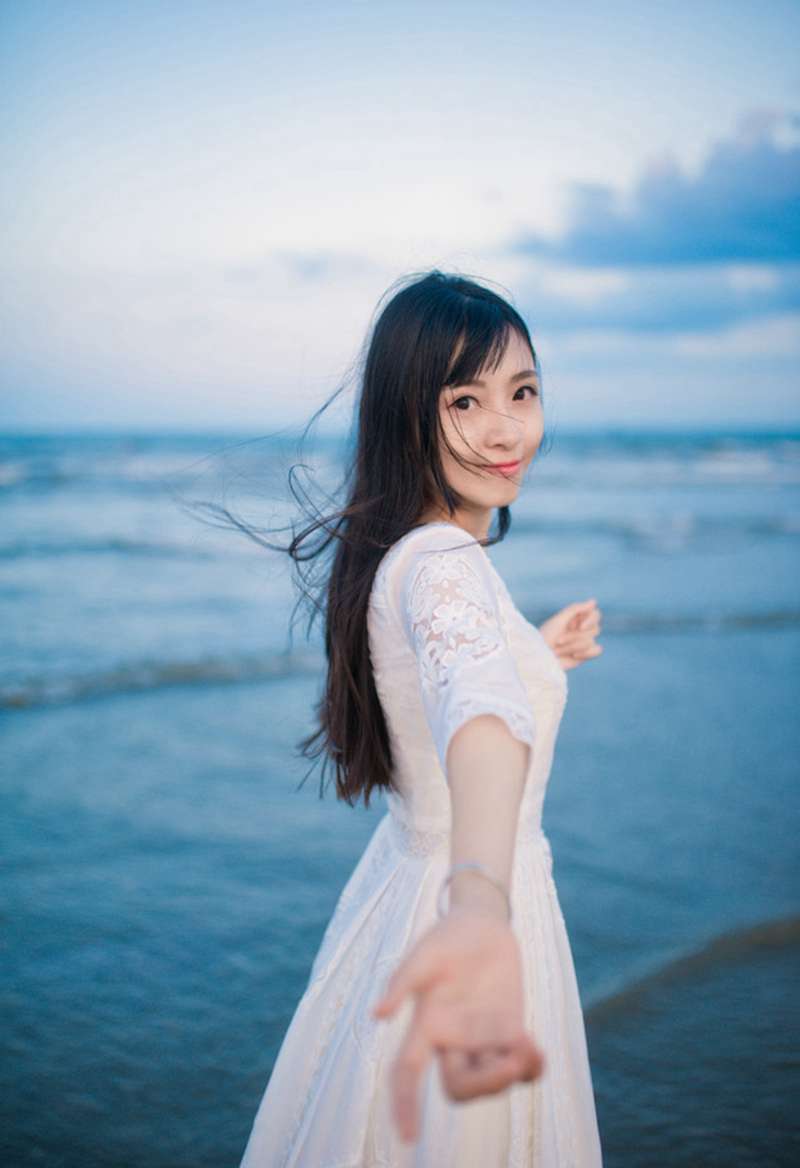 日本大胸美女渡边聪美性感私拍写真 