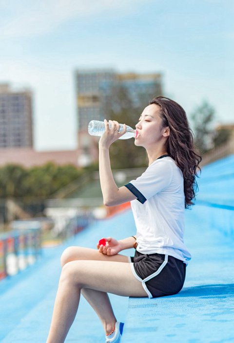 极品美女尤物左熙私房性感诱惑写真 