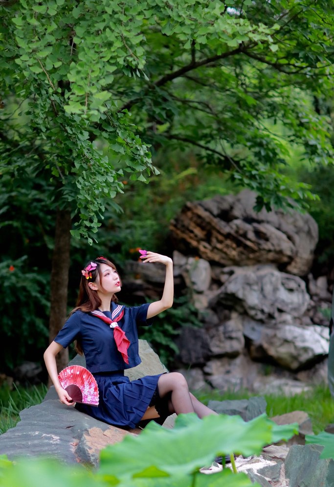 妩媚睡衣美女私房性感撩人写真 