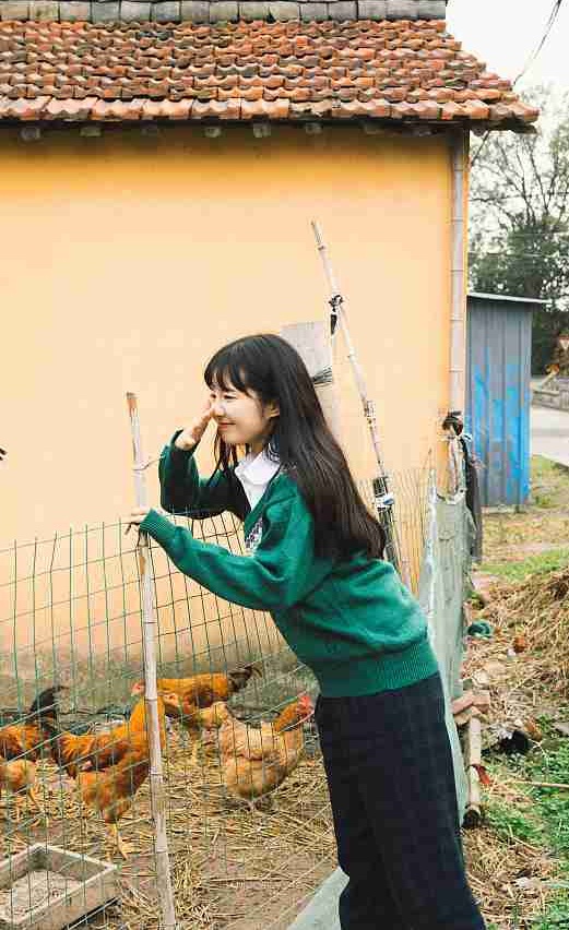 邻家美女性感撩人私房照 