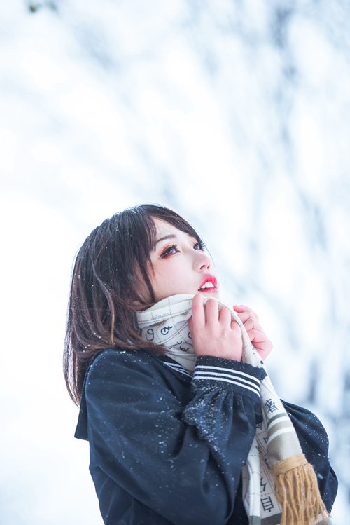 性感女神郭芸萌黑色内衣私房写真 