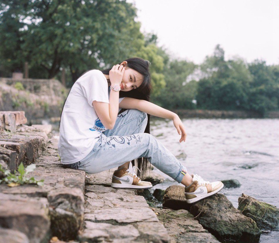 性感酥胸丝袜美女私房高清写真 