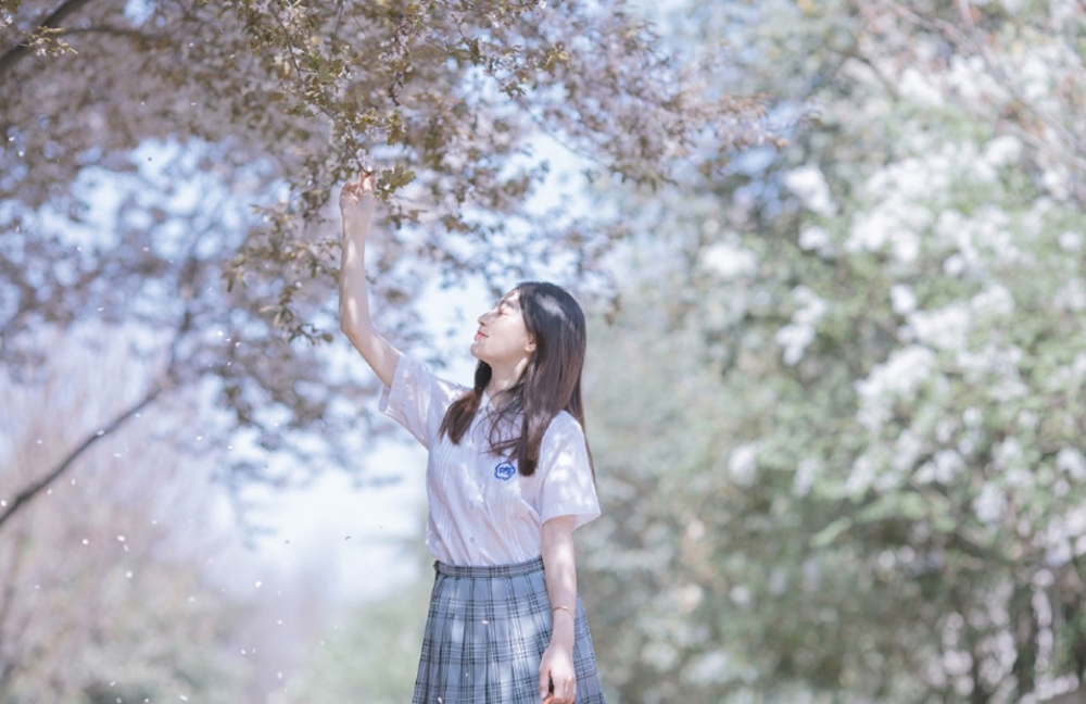 美丽校花清秀漂亮好看的图片 