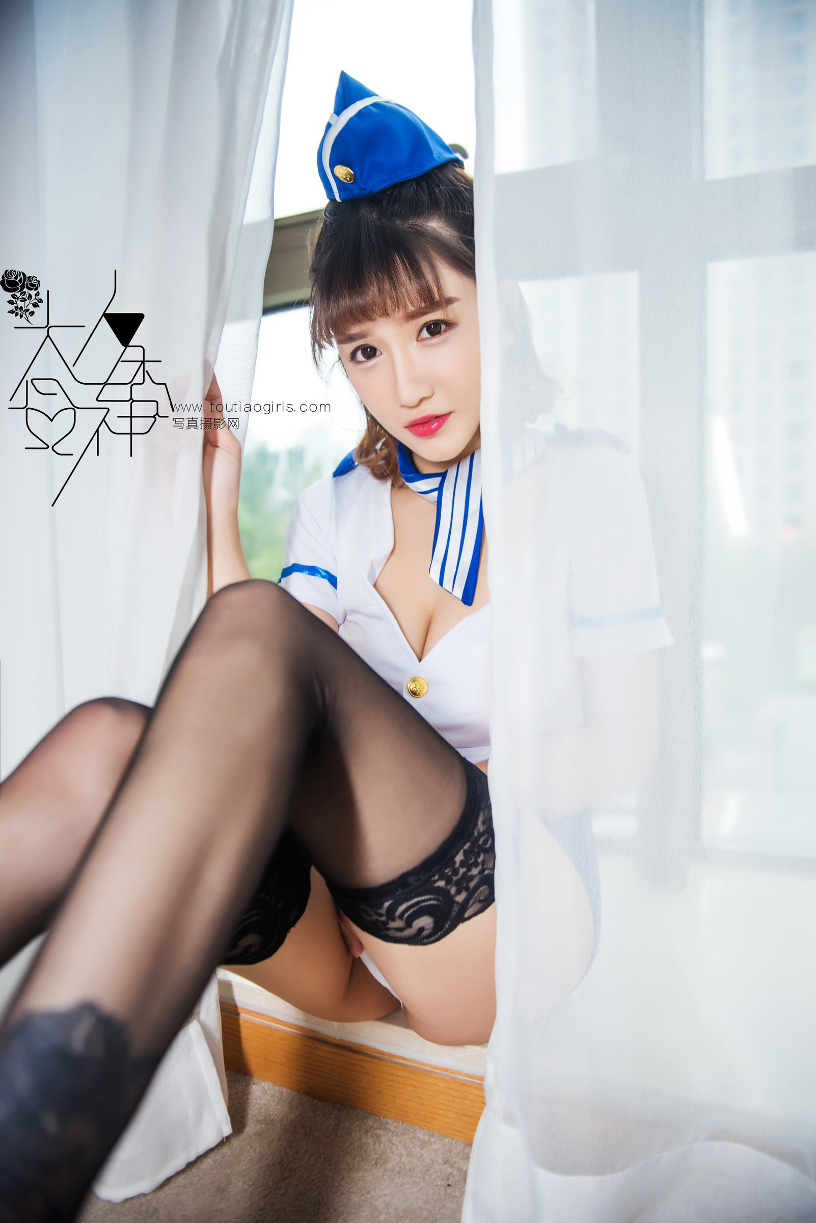 空姐制服美女郭美美性感私房照 