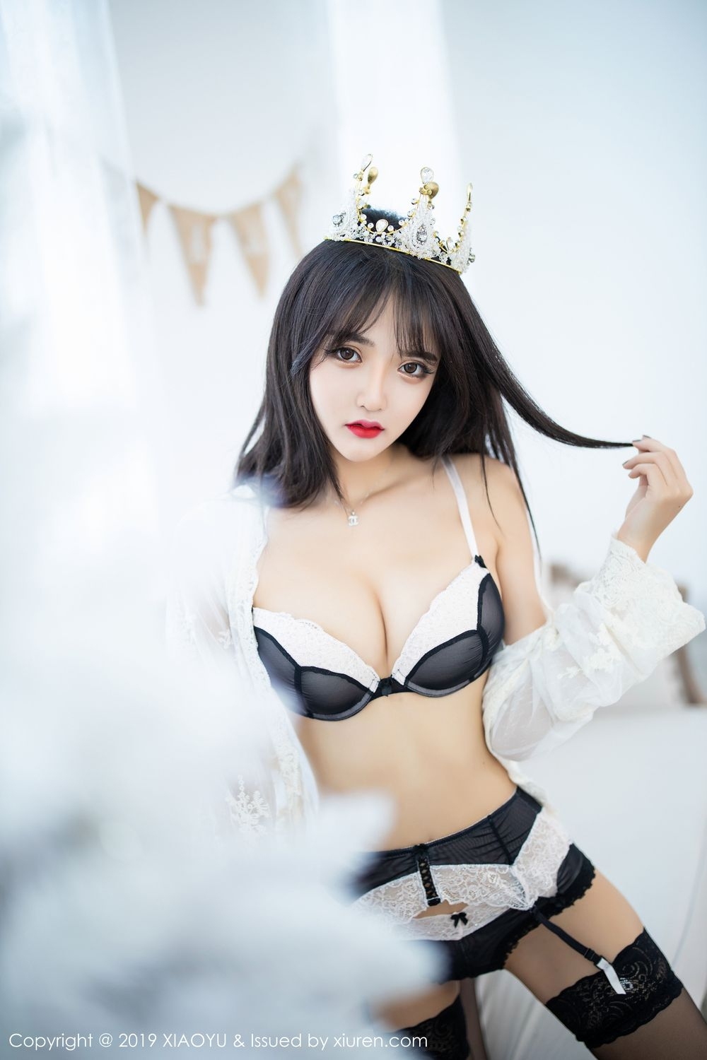 冰山美人雪白丰乳私房照 