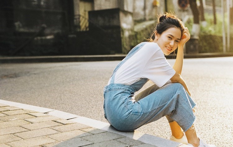 酥胸美女写真苏韵锦私房性感内衣秀 