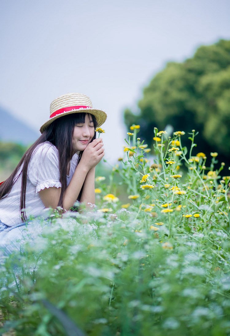 性感内衣美女小西诱惑私房照图片 