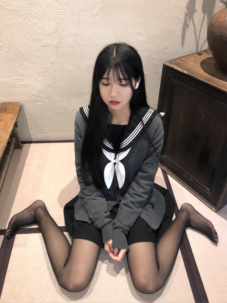 90后制服美女Cheryl青树性感私房照 