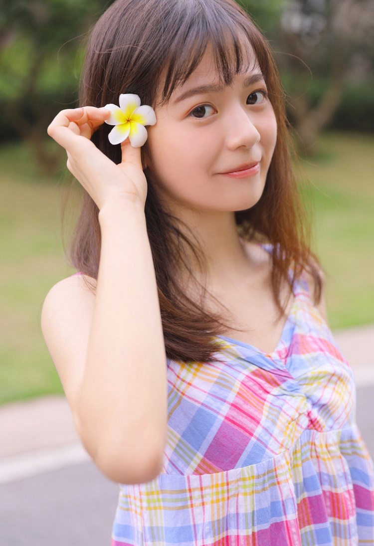 豹纹丝袜美女夏笑笑Summer私房性感写真 