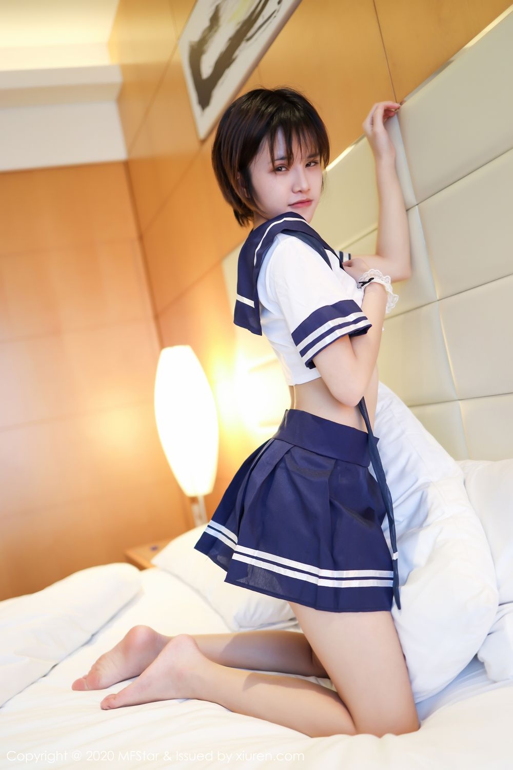 情趣水手服韩国极品美女写真 