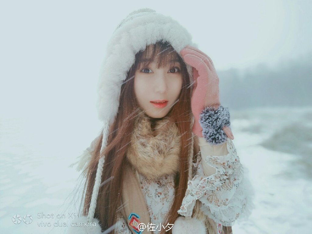 美女摄影师佐小夕微博私拍唯美图片 