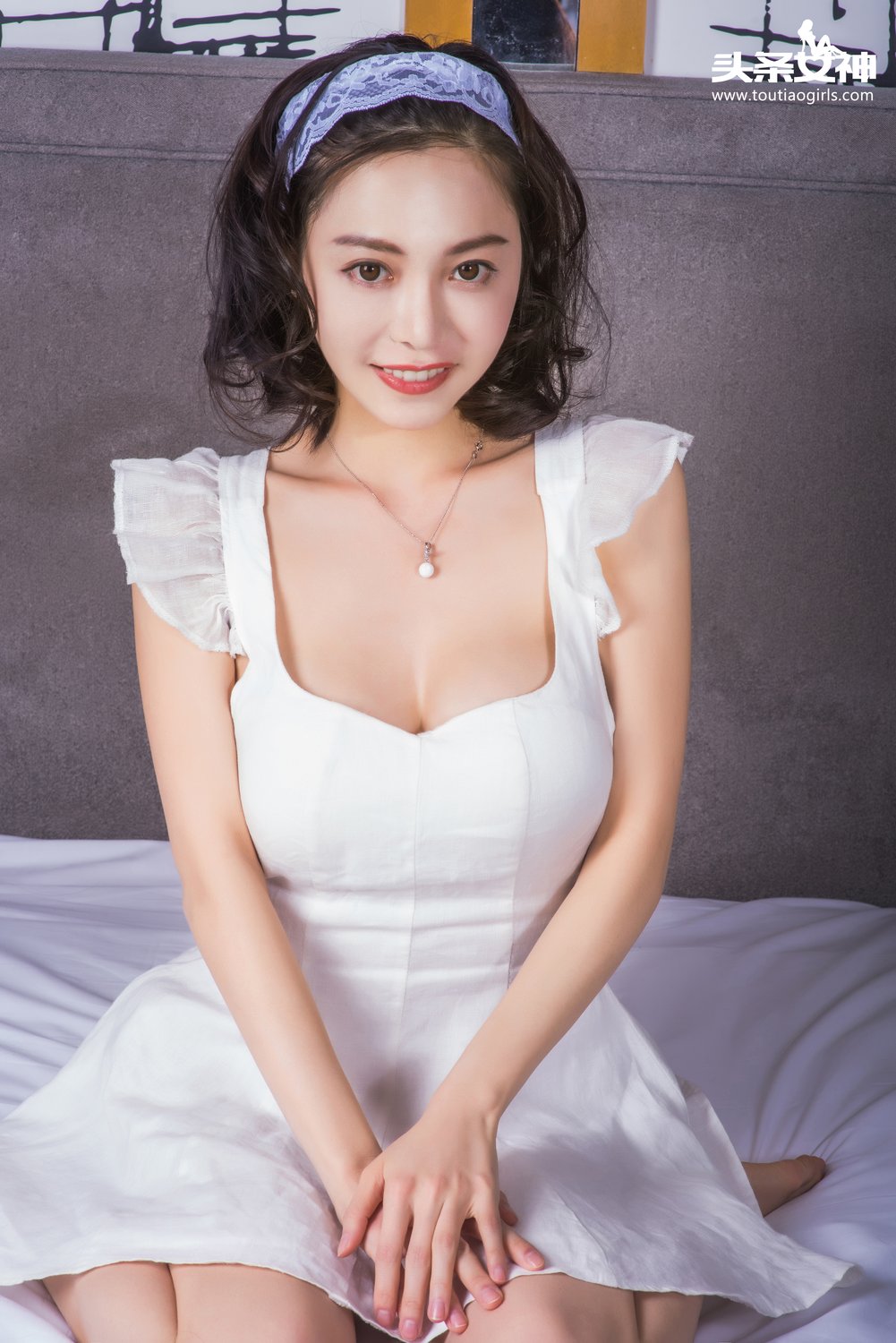 清纯笑容美女小爱私房养眼美照图片 