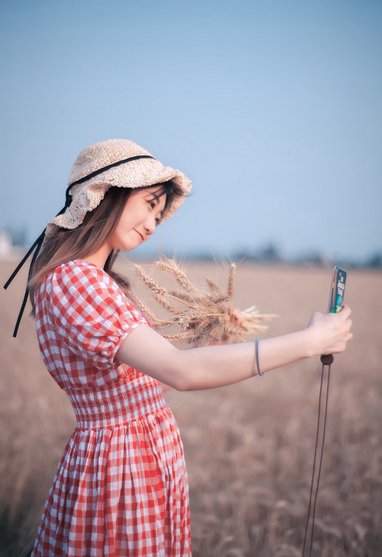 大胸美女模特张鑫淼性感私房照 