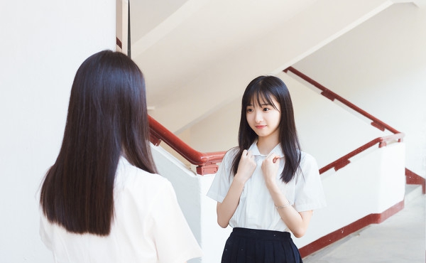 妖娆性感美女私房撩人写真 