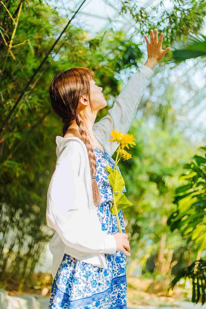 うさまりあ日本大胸美女性感迷人图片 