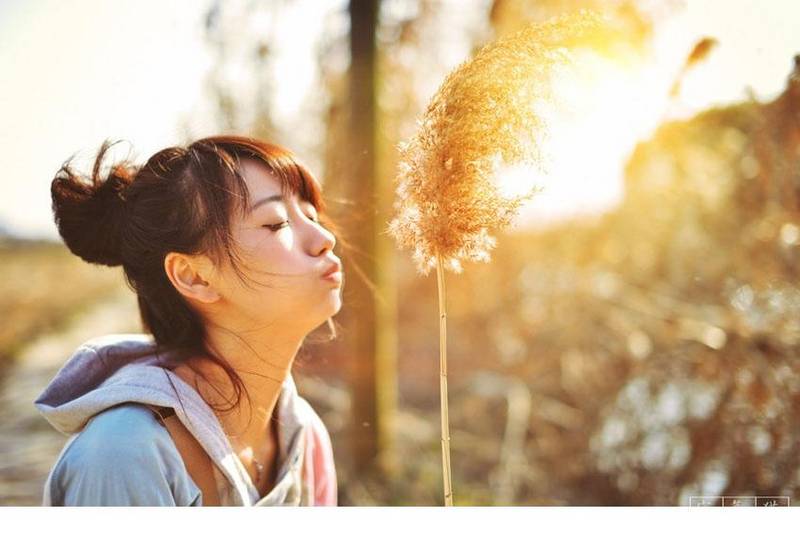 性感护士装美女诱人美胸写真 