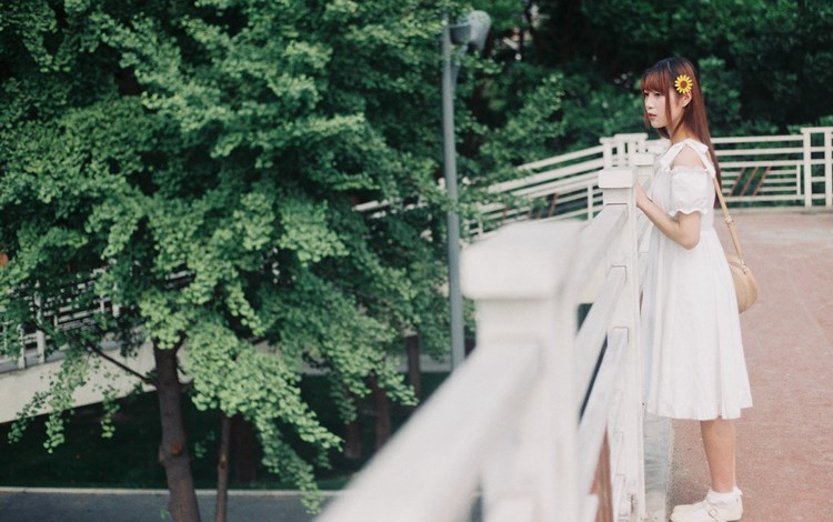 酥胸半露美女谢芷馨Sindy性感旅拍写真 