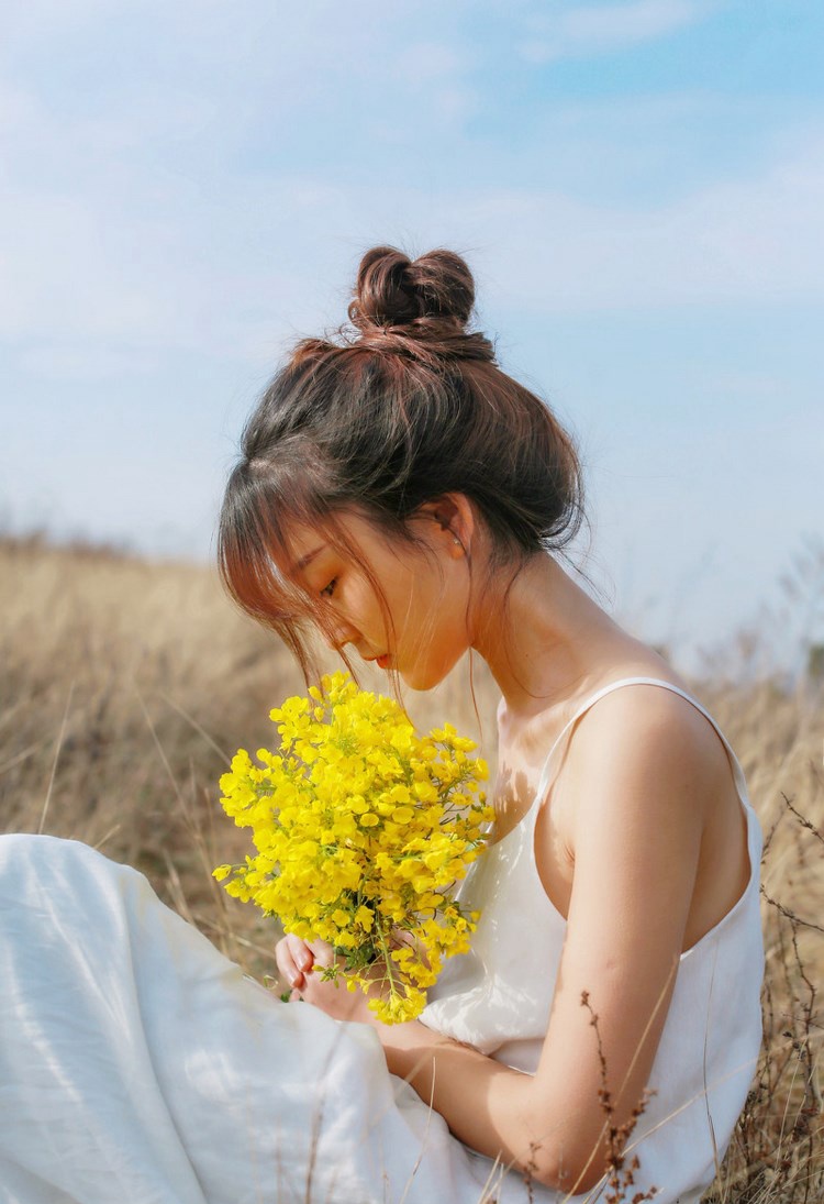 性感蕾丝诱惑美女SukkiQ可儿私房照图片 