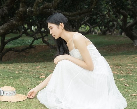 丰满日本美女岡村いずみ性感写真图片 