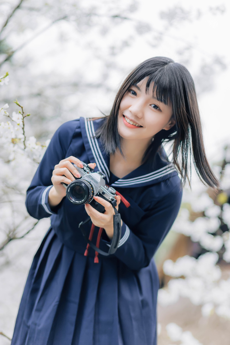 性感制服美女私房诱人写真 