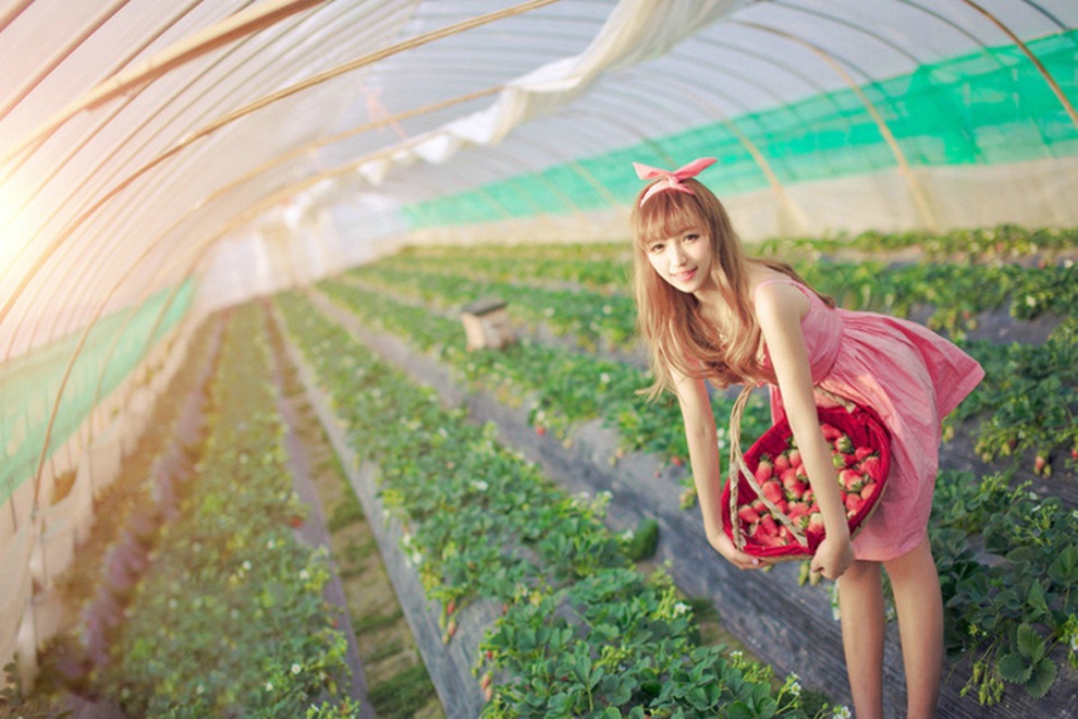 妩媚内衣性感美女高清写真 