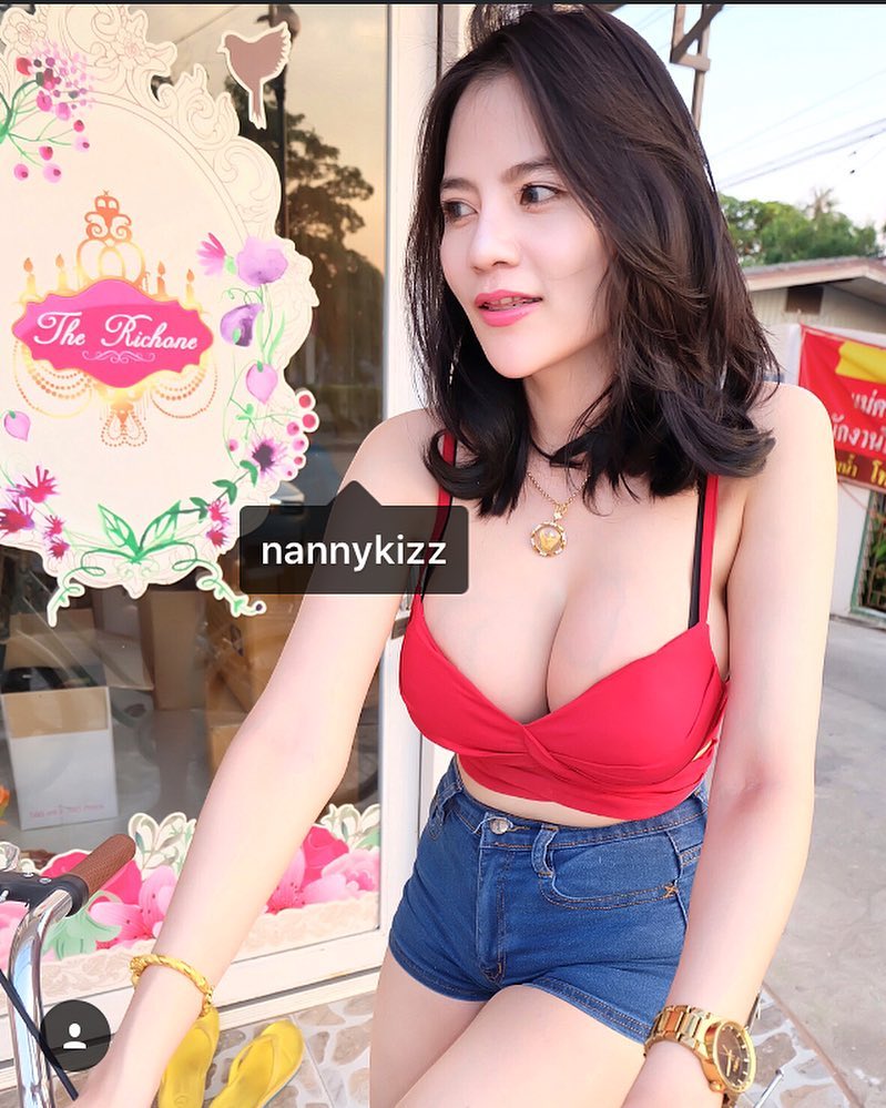 泰国大胸美女Nan Kempanta养眼私拍图片 