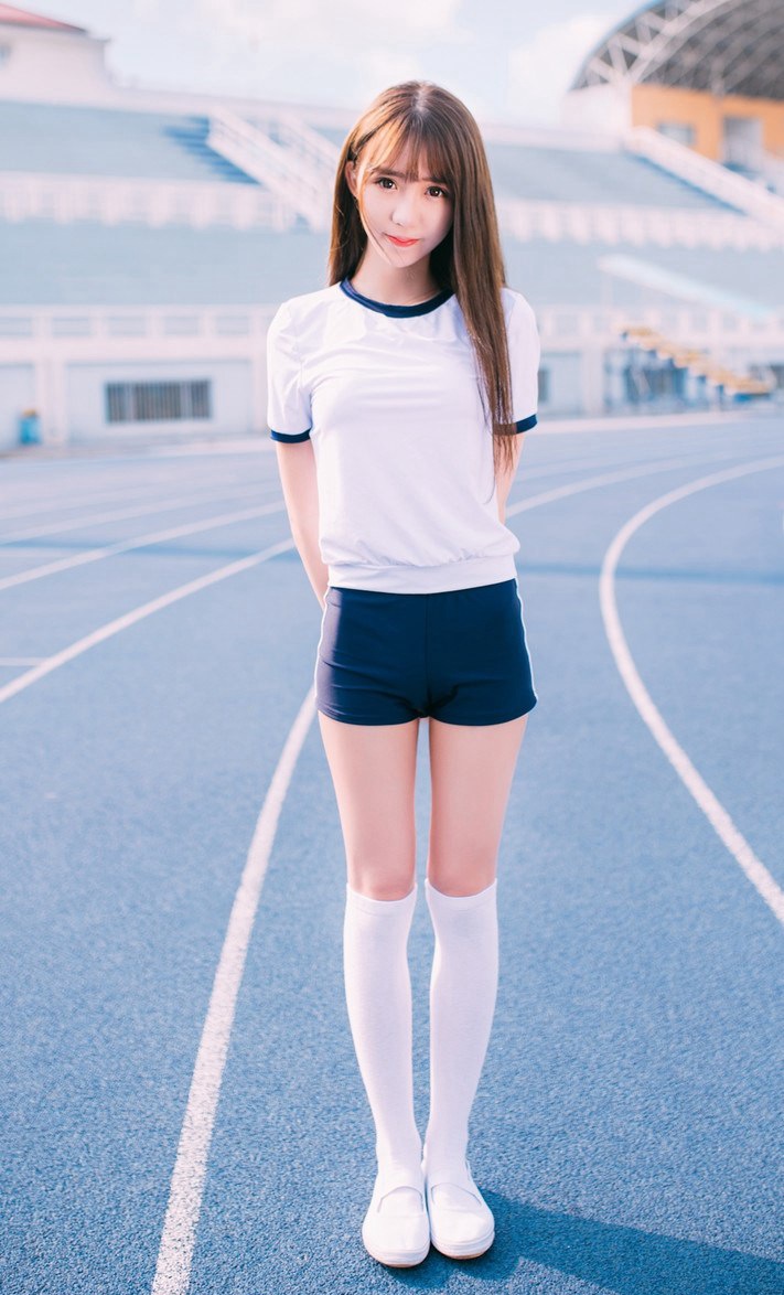 性感美女杨棋涵浴室诱人写真 