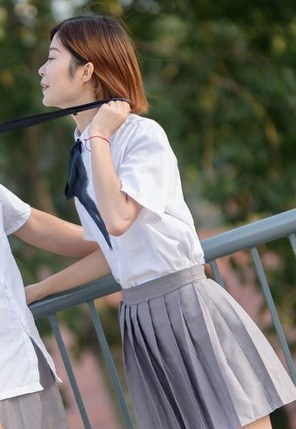 性感酥胸美女杨棋涵私房诱人写真 