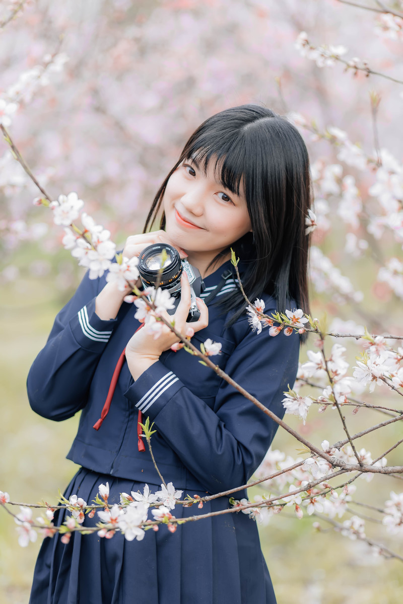 性感制服美女私房诱人写真 