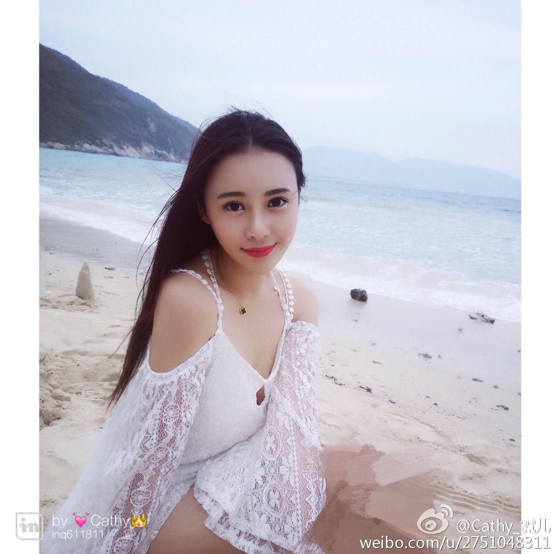 90后粉嫩美女athy_霓儿微博私拍美照 