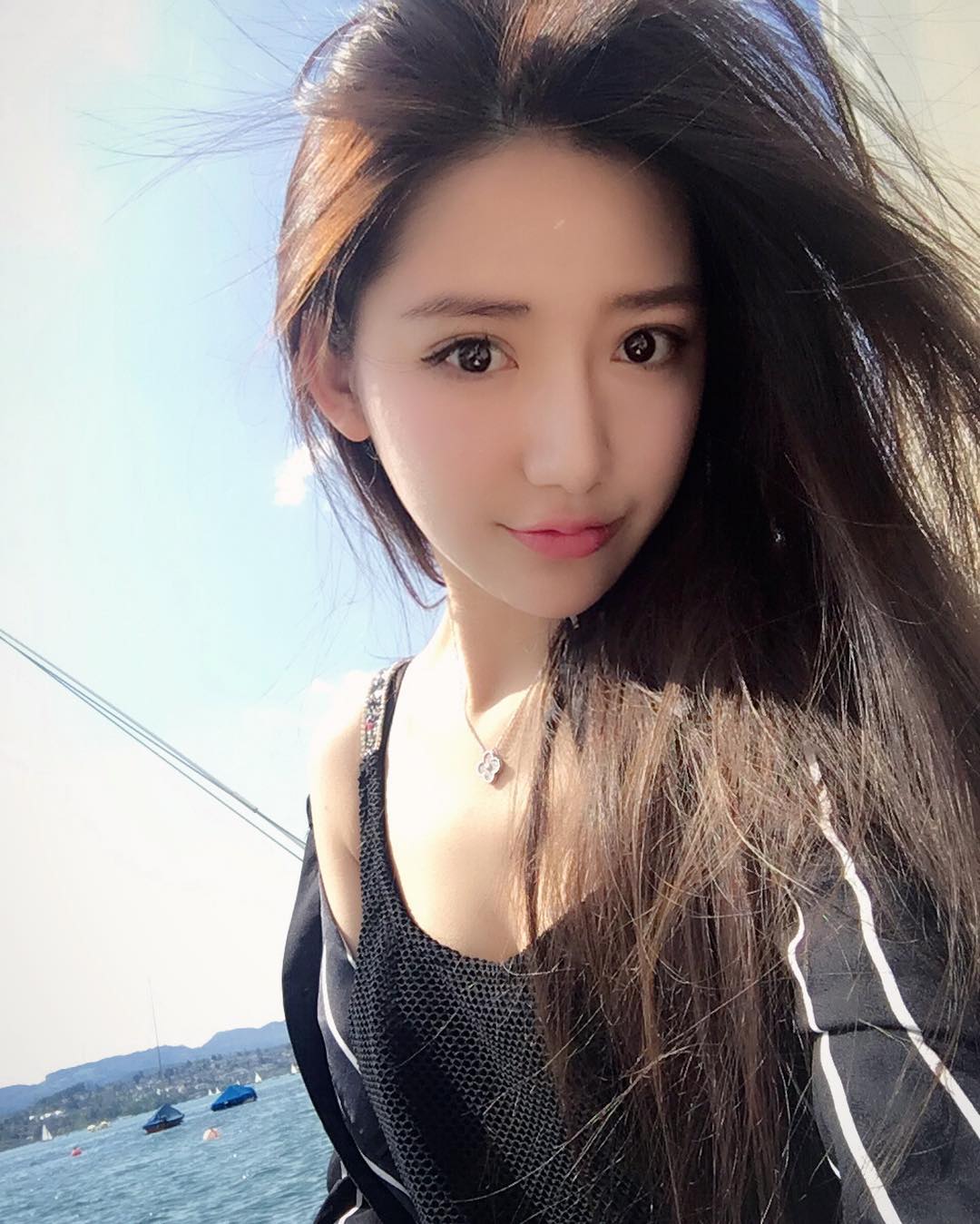 高颜值美女王雪儿美貌与身材的结合体 