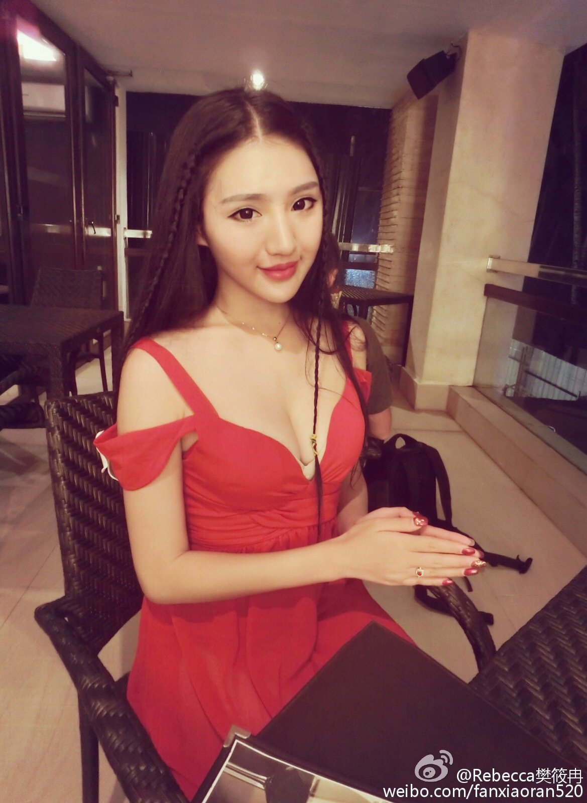 90后美女模特樊筱冉微博私拍图片合集 