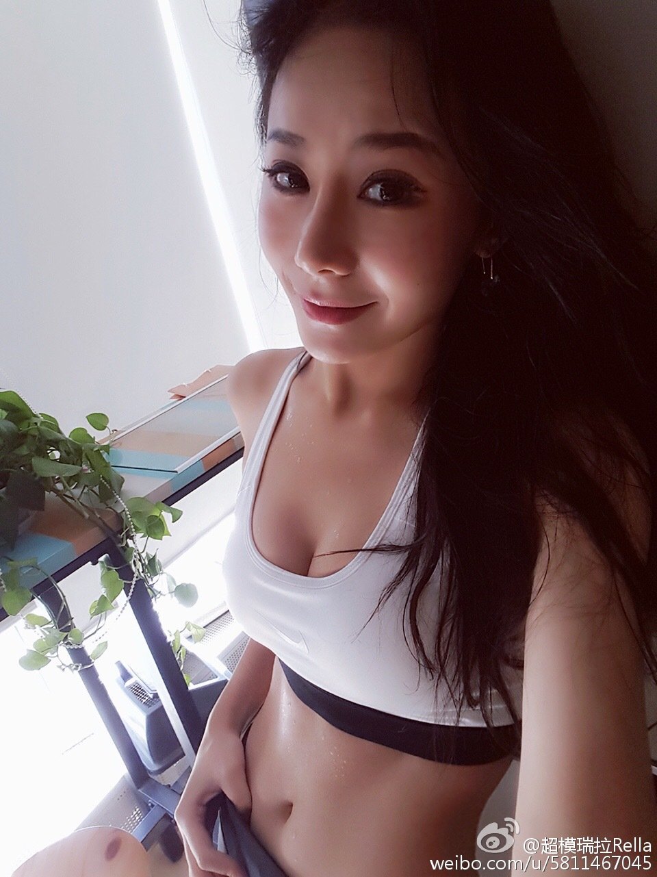 90后美女模特王芯芯Rella私拍图片欣赏 