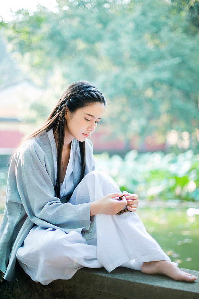 酥胸美女私房诱人高清写真 