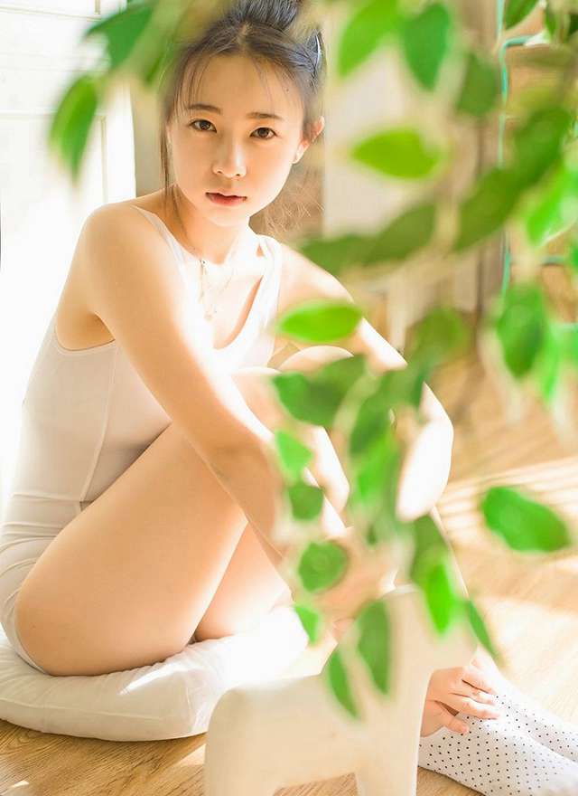 性感美女少妇亚洲高清特写图片 