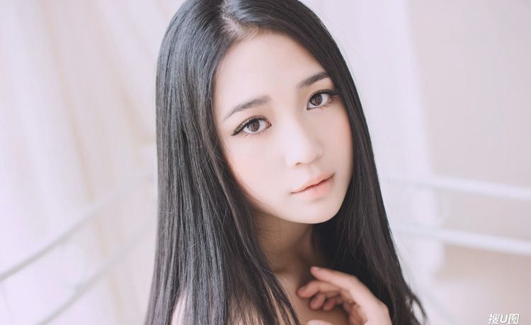 粉红兔女郎金美熙性感私房写真 