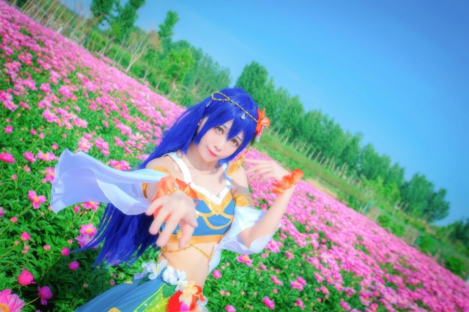 《LoveLive!》园田海未脱衣舞娘cosplay写真