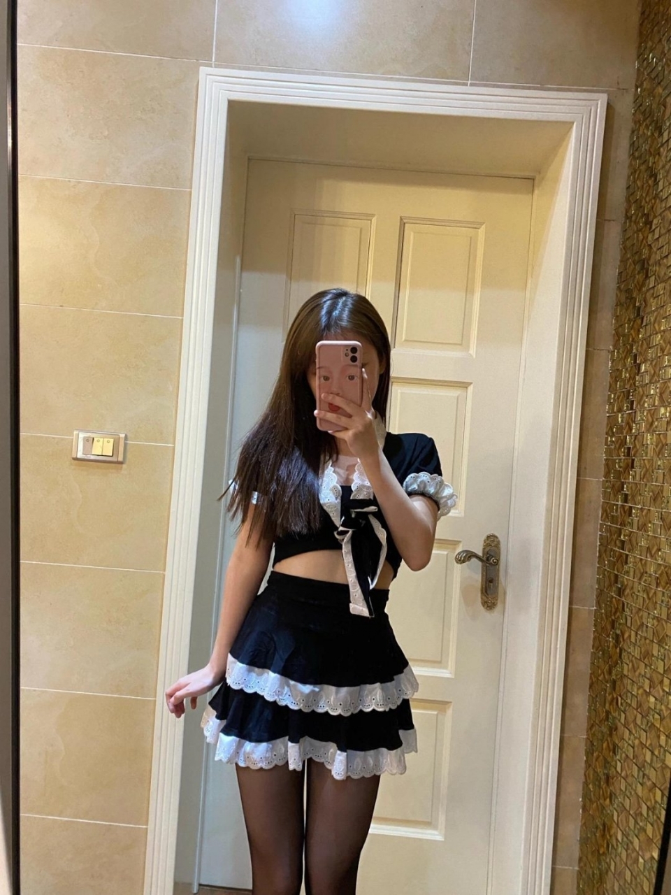 丝袜美女就是阿朱啊制服诱惑写真 