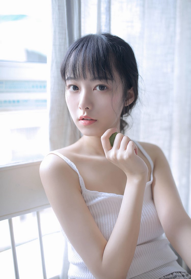 越南美女Trang Phi私房性感写真图片 