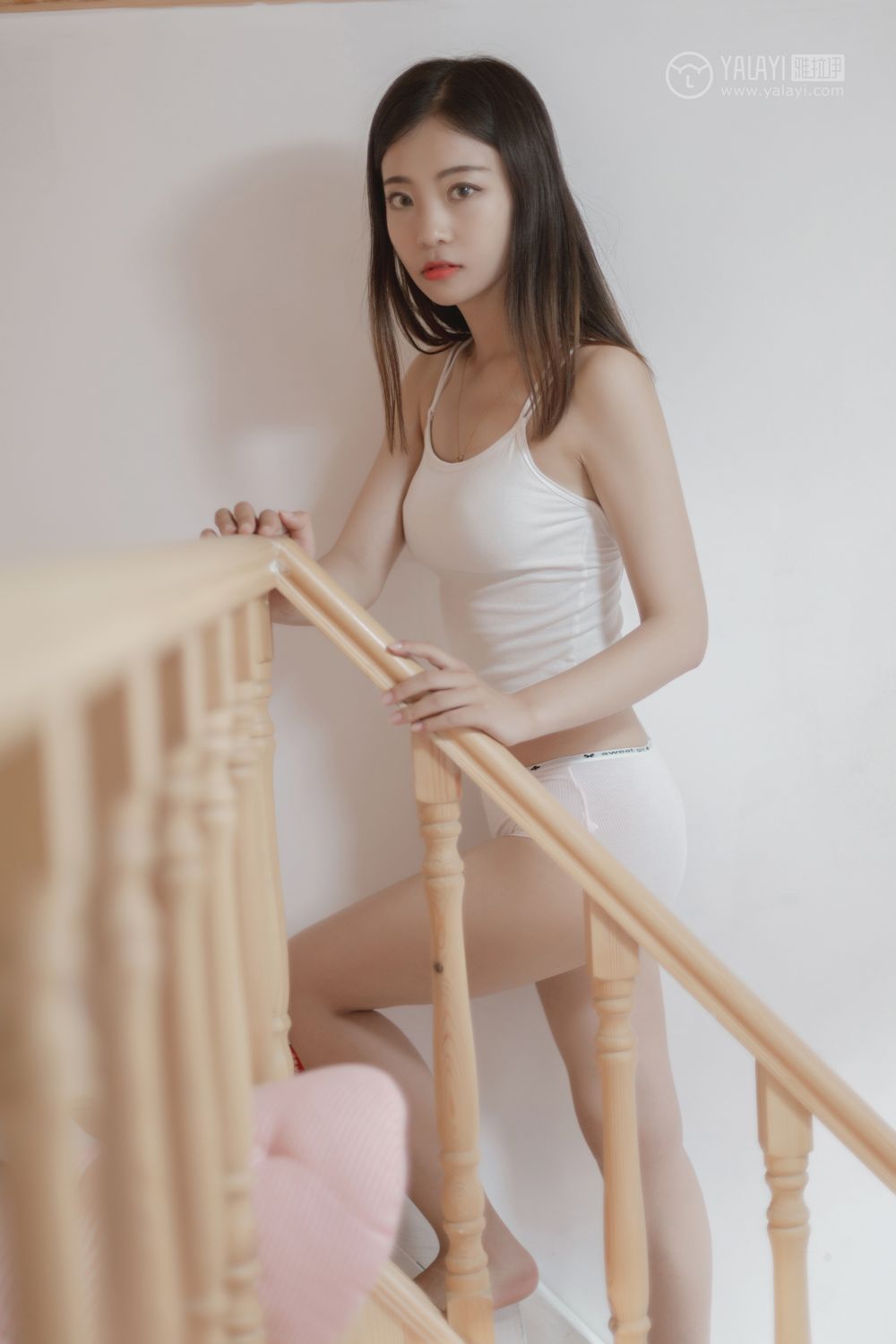 秀人网美女盼盼已鸠私房泳衣写真美乳诱惑 