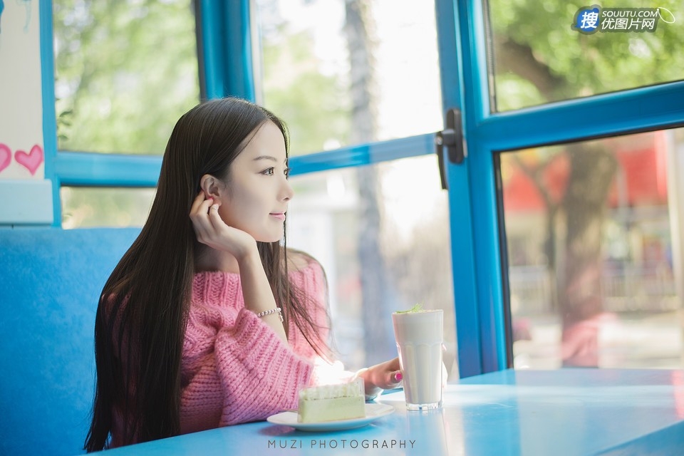 网红性感美女木易雪雪高清摄影写真 