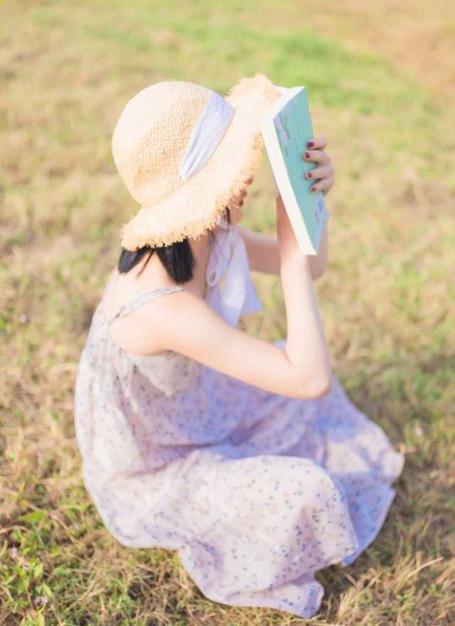 空姐美女宽衣大尺度酒店制服诱惑写真 