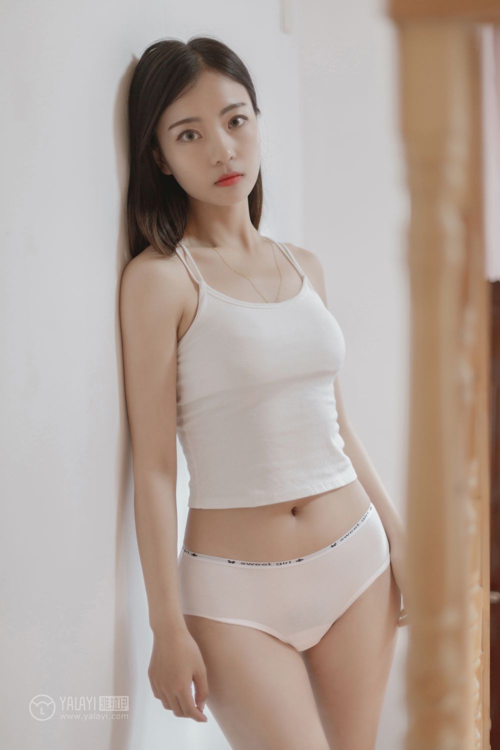 90后美女主播桂馨柔私拍美照图集 