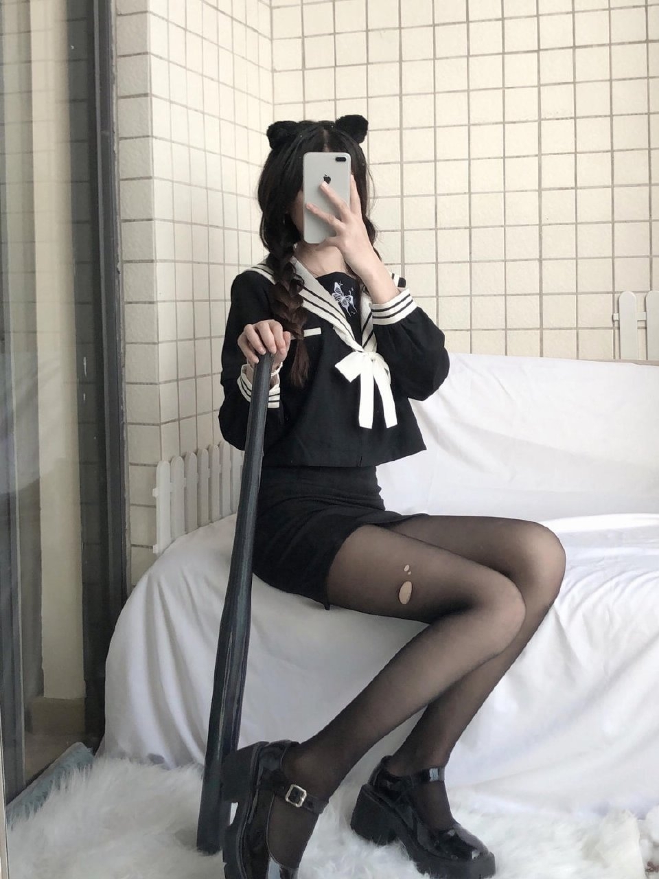 高跟鞋美女允儿Claire制服诱惑图片 