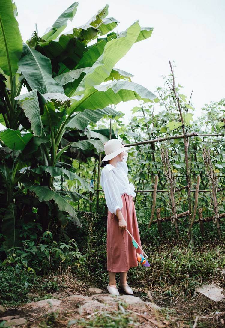 丰乳肥臀比基尼美女户外大尺度性感美女写真 