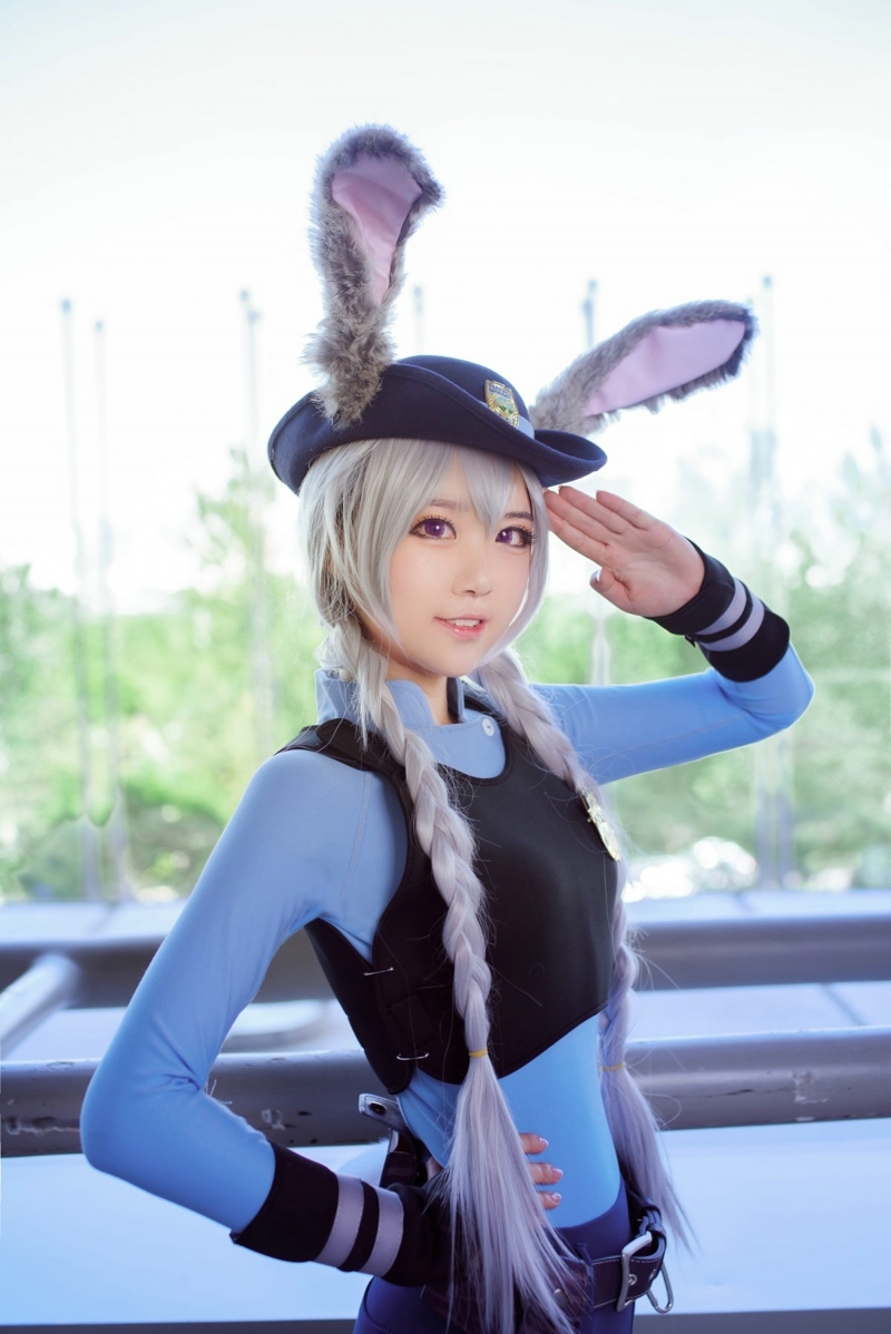 兔女郎警官cosplay写真 